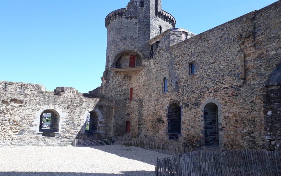 Les 5C et 5D au château de Vitré